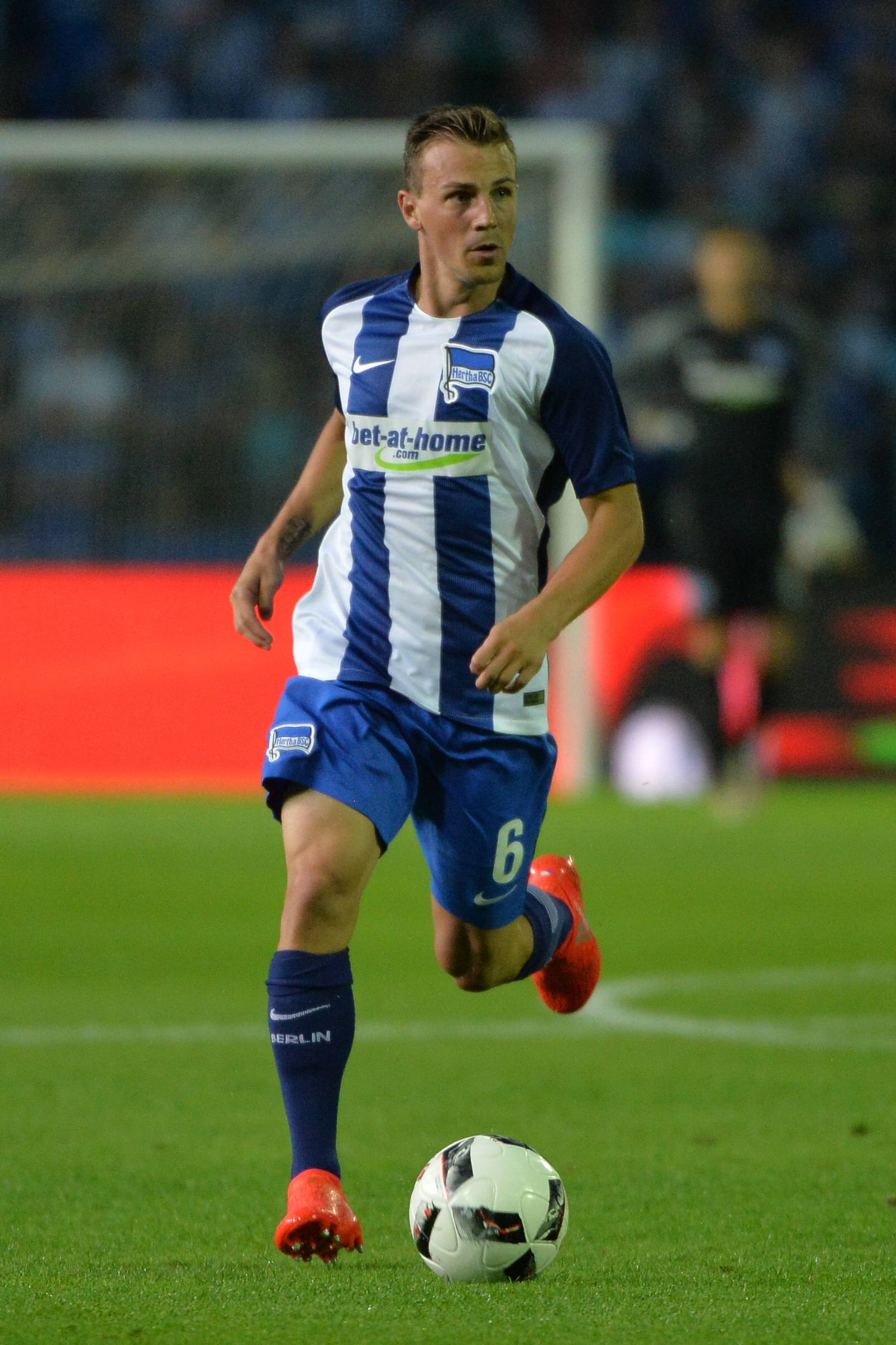 Immer den Kopf oben: Vladimir Darida (25) war bereits in seiner ersten Saison bei Hertha die zentrale Figur im Mittelfeld. 