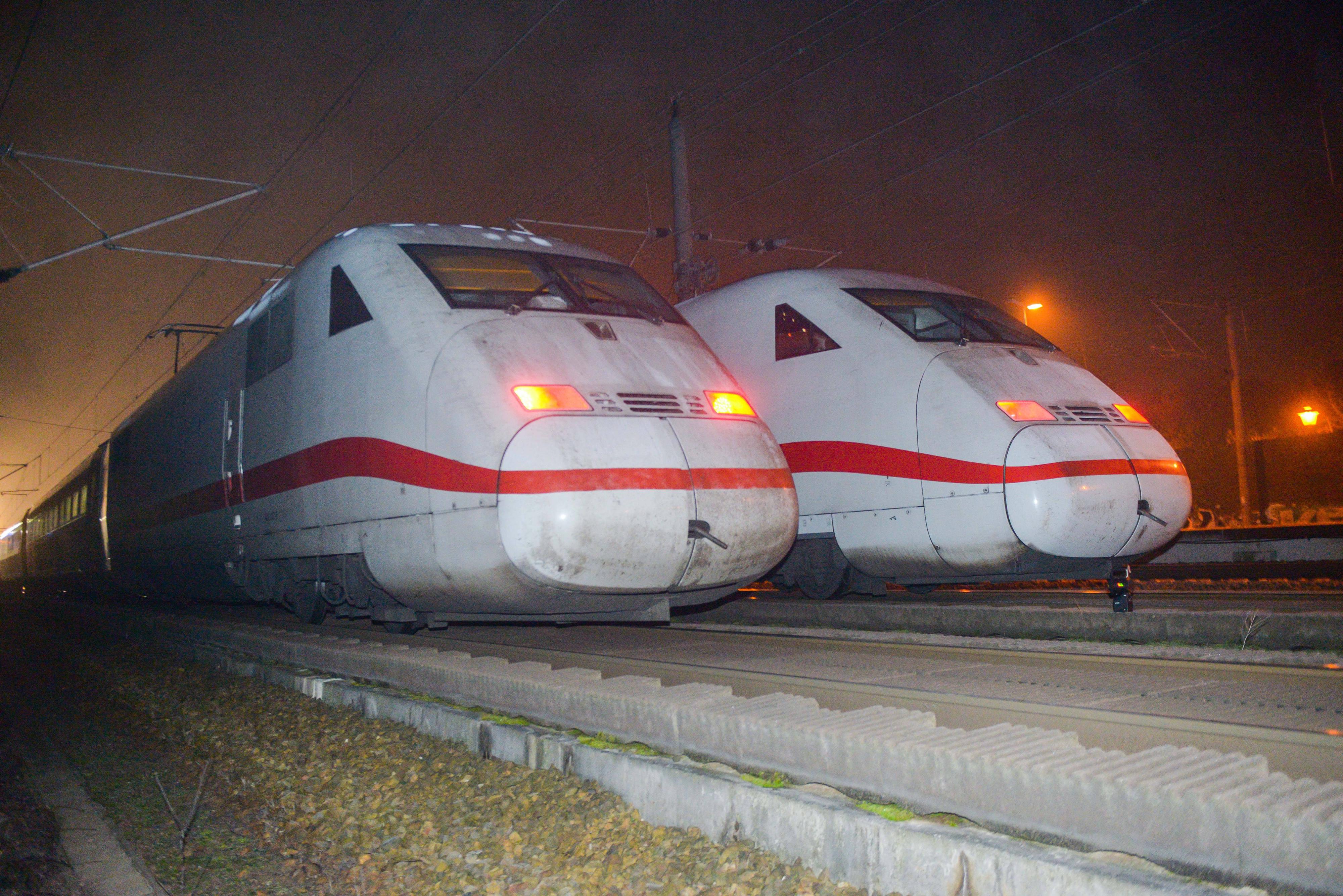 Image - ICE nach Berlin bliebt liegen: Nächster Halt Frost
