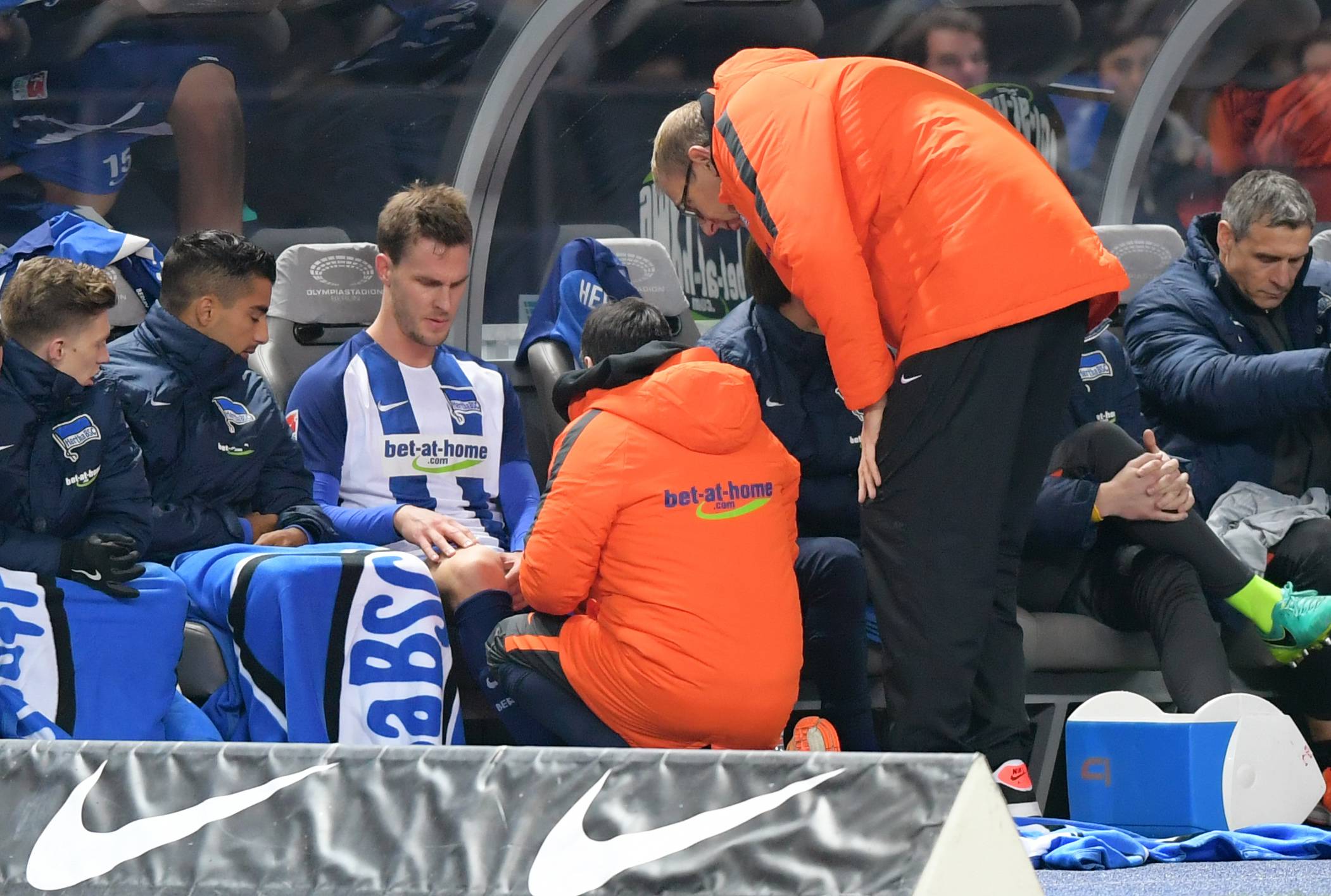Image - Berliner Hertha BSC: Muskelrätsel bei den langen Kerls