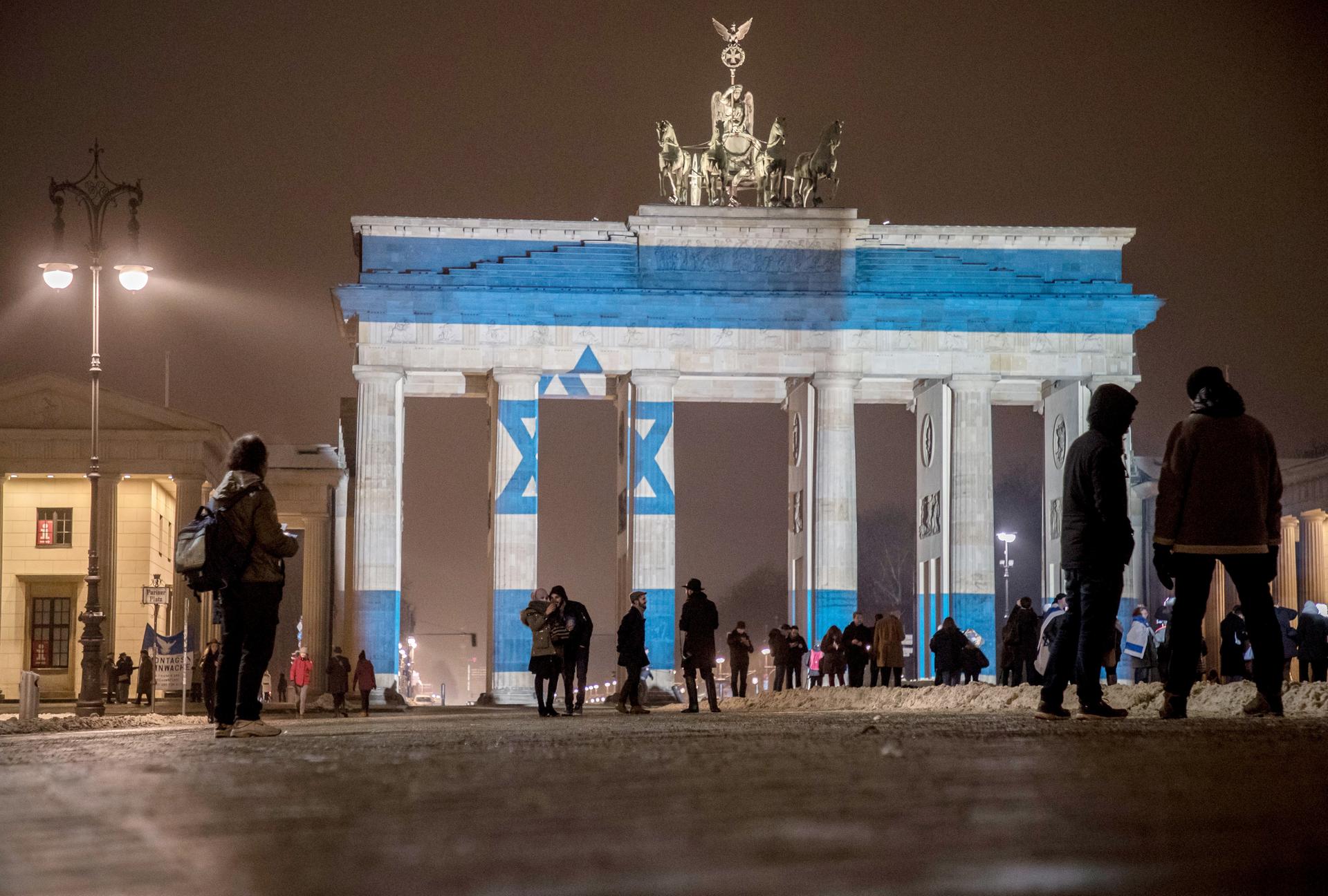 Euphorische Reaktionen In Israel: Davidstern Leuchtet Am Brandenburger Tor