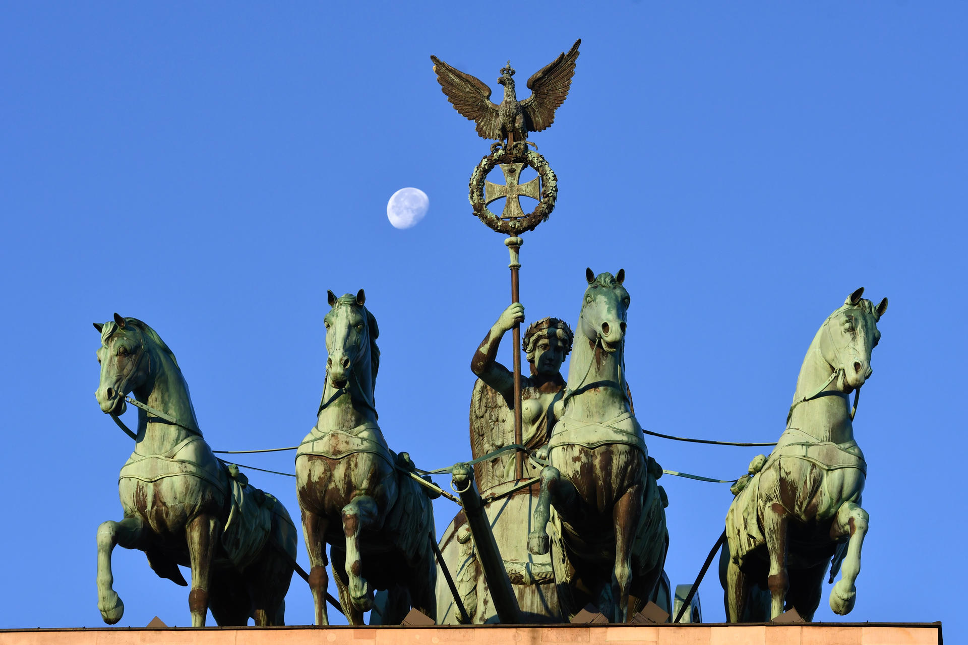 Image - ++ Berlin-News-Ticker ++ Porträtbild von Gauck wird im Rathaus Tiergarten enthüllt