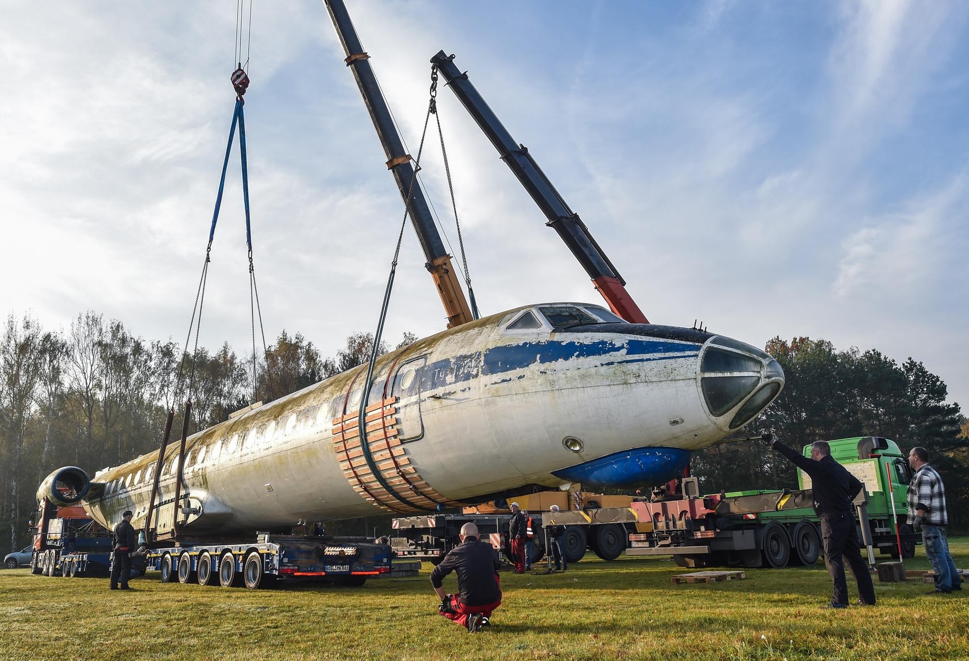 Image - Ex-Stasi-Flugzeug Tupolew 134 kommt im Flugplatzmuseum Cottbus an