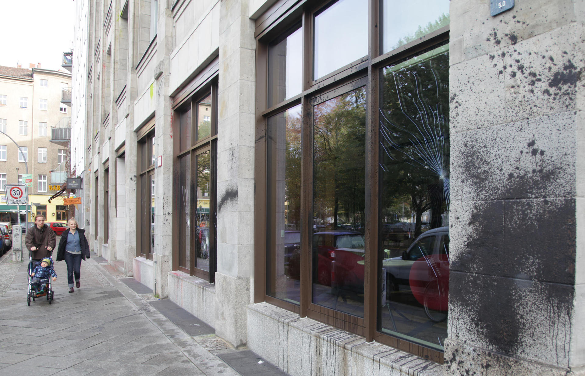 Image - Luxushotel Orania in Kreuzberg: Zehn Angriffe seit der Eröffnung