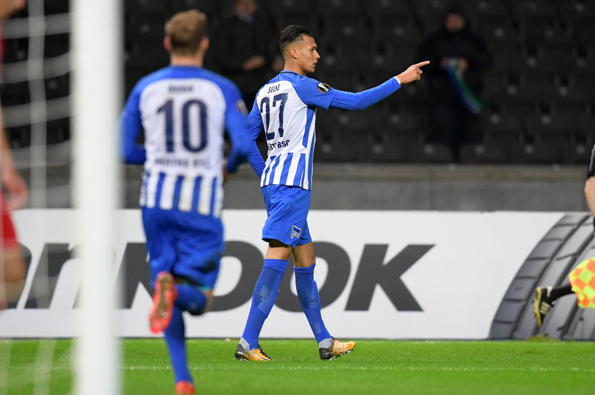 Image - Rekord-Duell in Wolfsburg: Davie Selke, zeig John Brooks, dass du wertvoller bist!