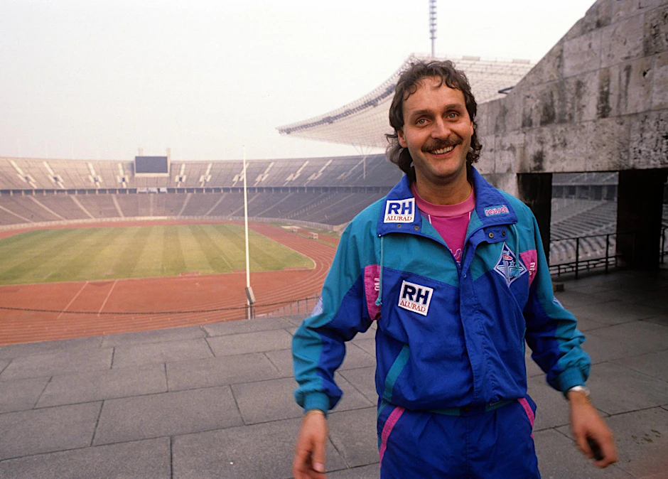 Der frühere Hertha-Trainer Peter Neururer hat die schlechteste Klub-Bilanz aller Zeiten zu verantworten.