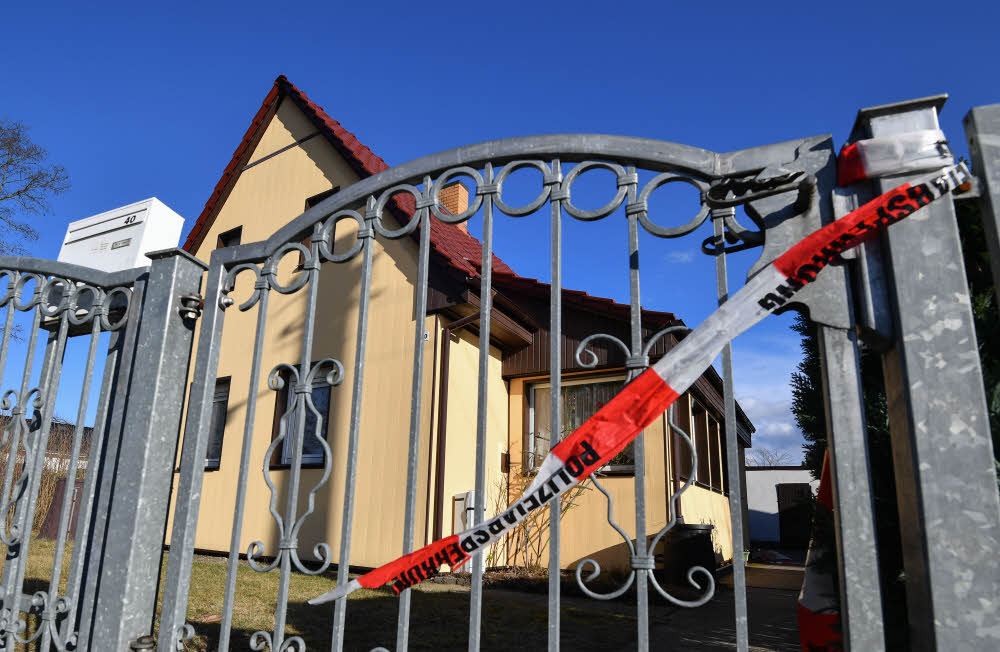 In diesem Haus in Müllrose soll Jan G. seine 79 Jahre alte Oma getötet haben.