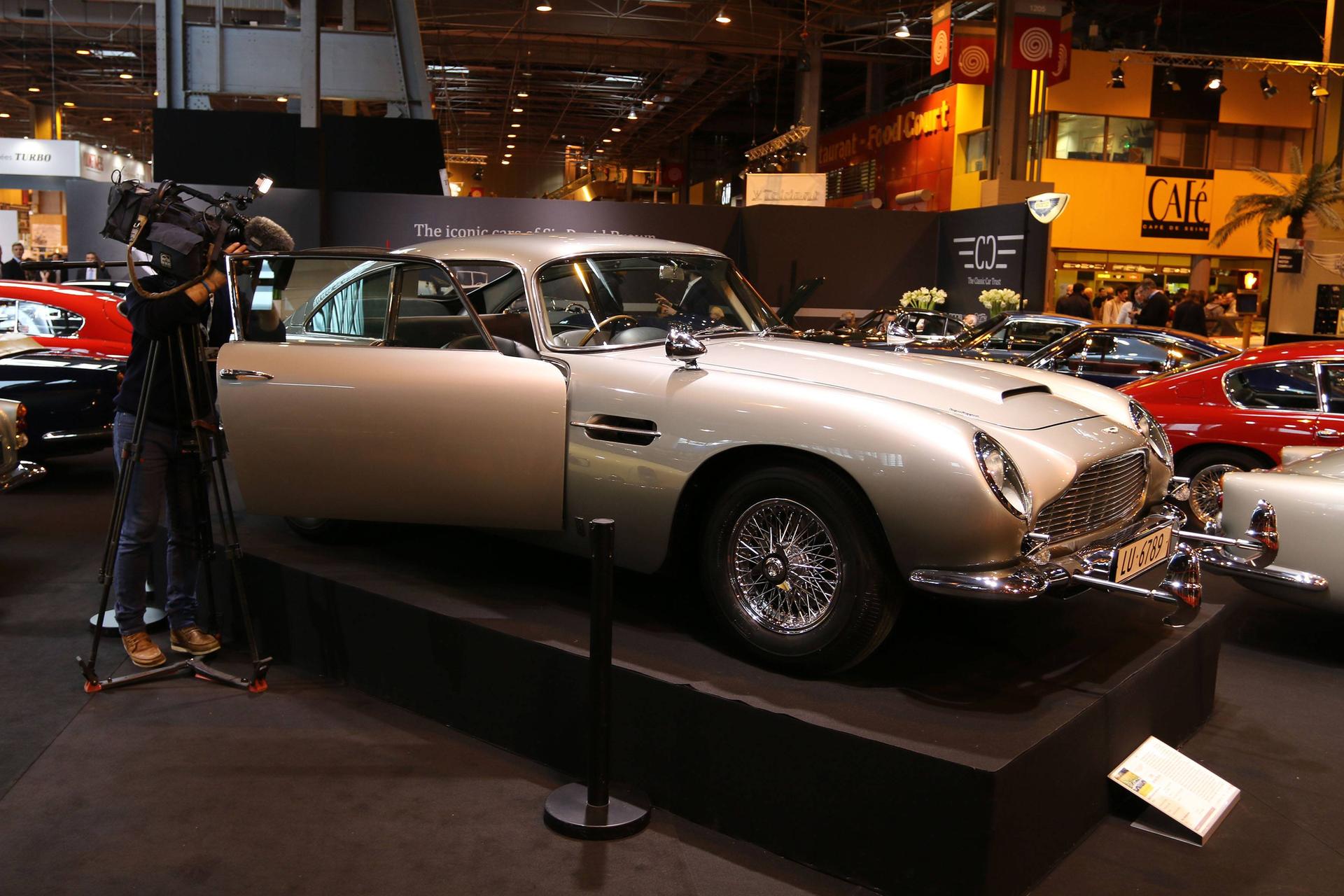 Der Aston Martin DB5 von 1964, der von Sean Connery in der Rolle des James Bond gefahren wurde.