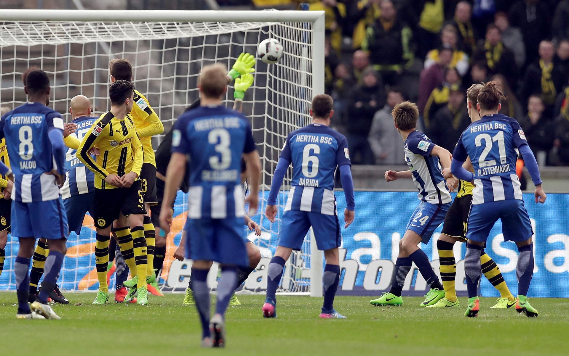 Marvin Plattenhardt netzt ein.
