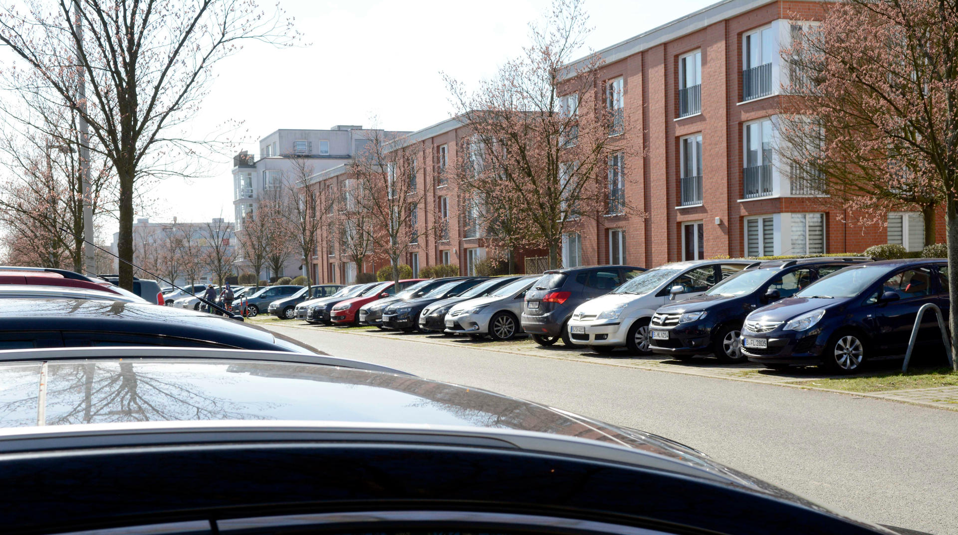 ärger Beim Parken In Anwohnerstraßen Nähe Flughafen Schönefeld www.berliner-kurier.de