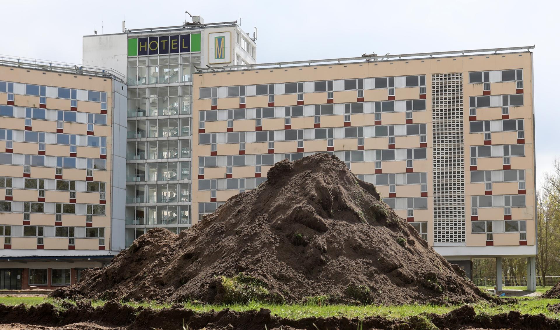 Image - Müritz-Hotel in Klink Mecklenburg Vorpommern: Investor Avila-Gruppe aus Berlin will einstige DDR-Vorzeige-Herberge sprengen
