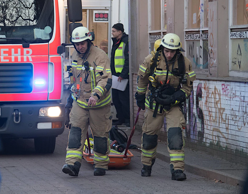 Laut Innenverwaltung schoben 2016 allein die gut 4000 Berliner Feuerwehrleute 575.302 Überstunden. 