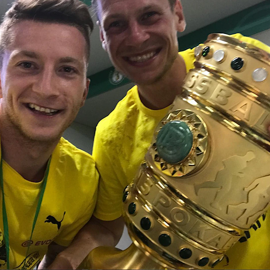 Lukasz Piszczek postete dieses Bild vom Freudentaumel nach dem Spiel auf Instagram.