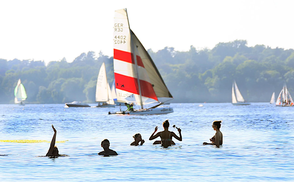 Berlins beliebteste Badewanne: Das Strandbad Wannsee.