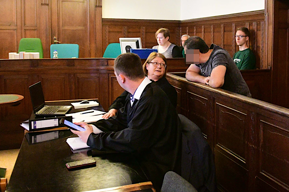 Rotlich-Boss B. musste sich am Donnerstag vor Gericht verantworten.