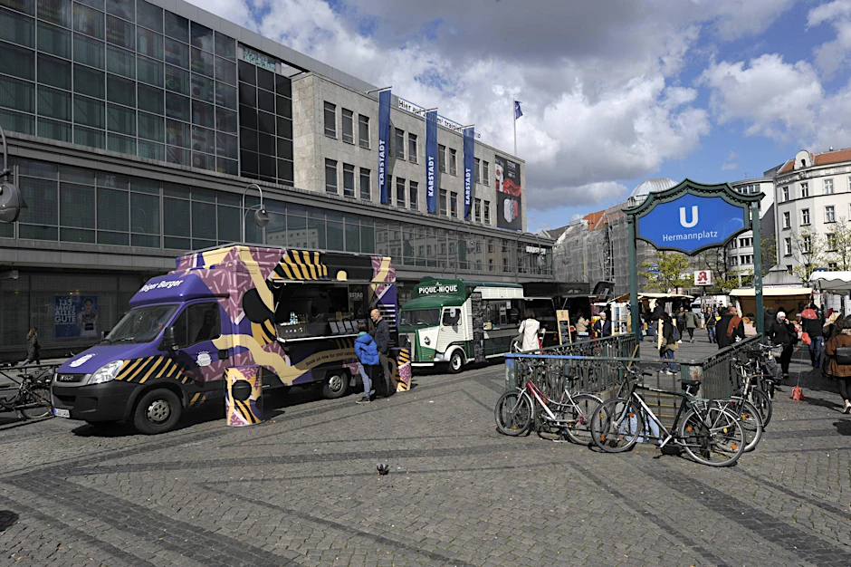Der Herrmannplatz in Berlin-Neukölln (Archivbild, 06.04.2017)