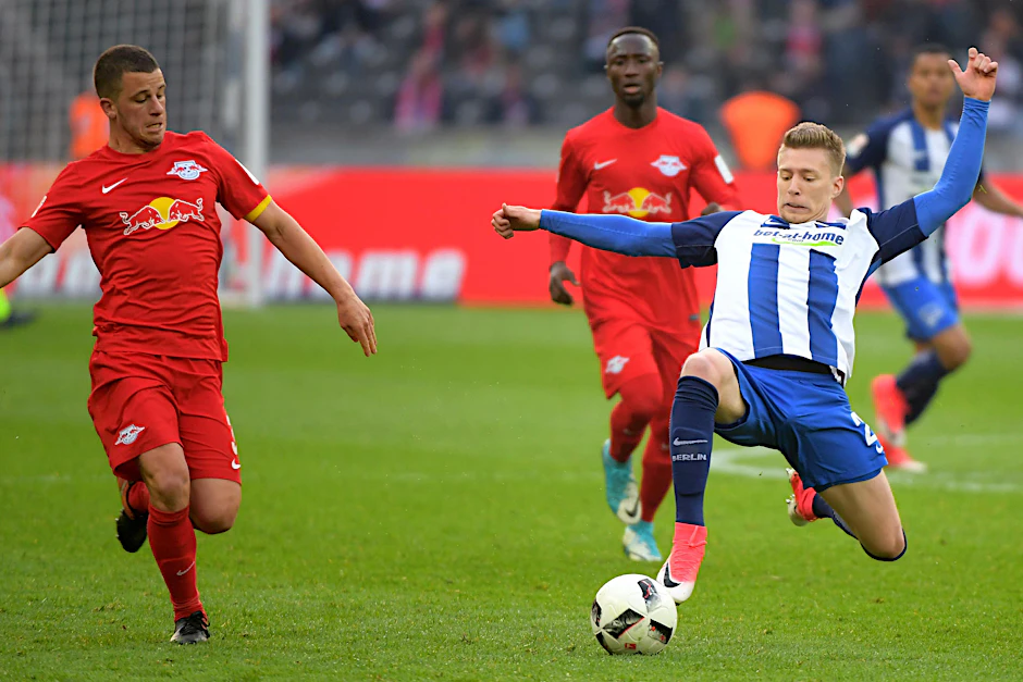 Vollgas! Weiser zeigte gegen Leipzig, was er nach seinen Verletzungen wieder drauf hat.