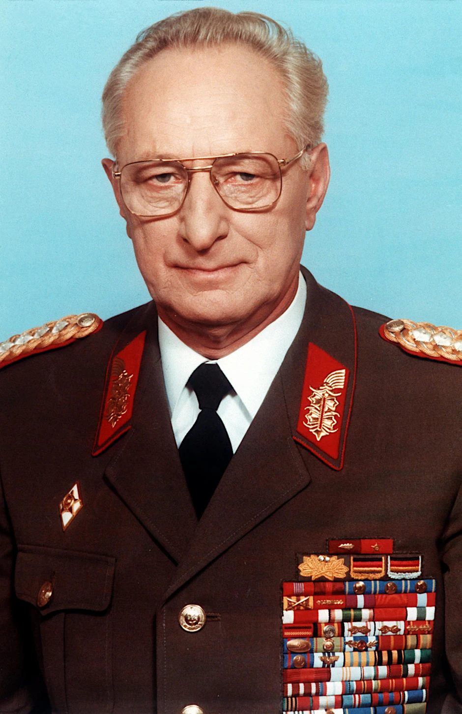 Armeegeneral Heinz Keßler (†97) war von 1985 bis 1989 der letzte DDR-Verteidigungsminister.