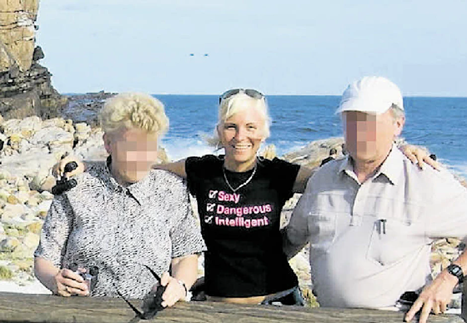 Christine F. (Mitte) mit ihren Eltern.