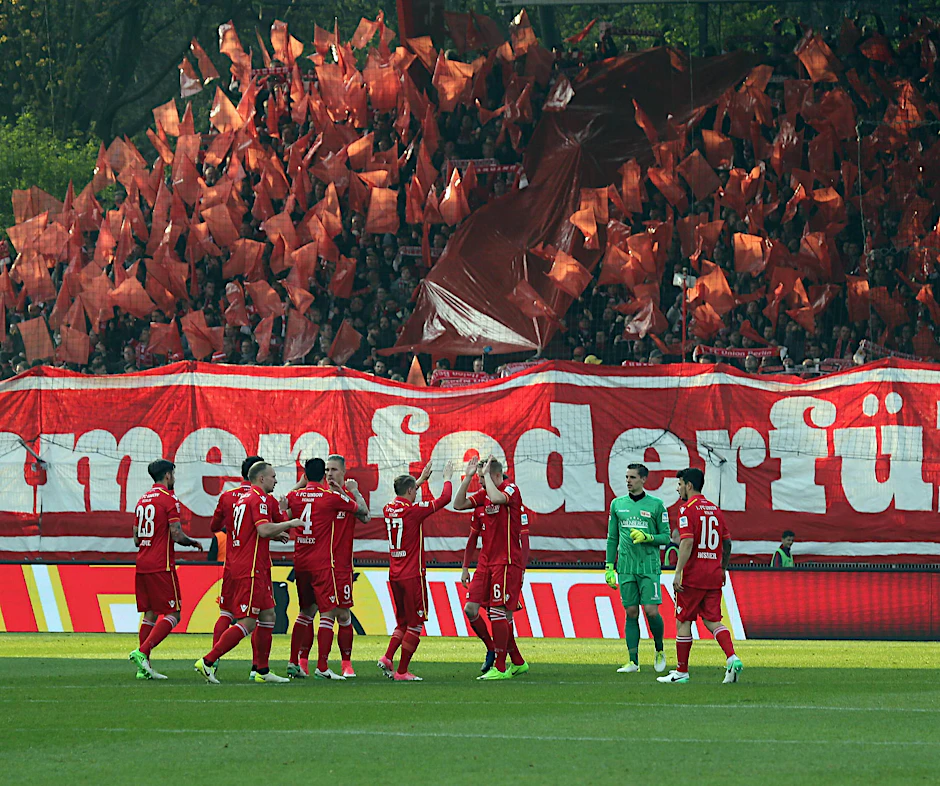 Letztes Heimspiel der Saison: Die Eisernen wollen sich voll reinhauen, den Fans einen Sieg schenken. 