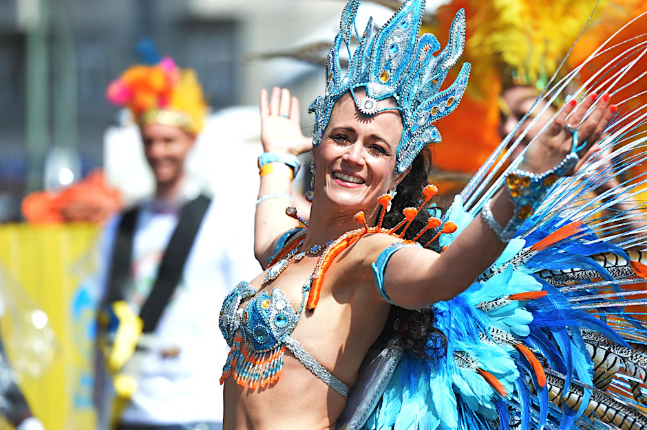 Karneval der Kulturen tanzt wieder durch Berlin.