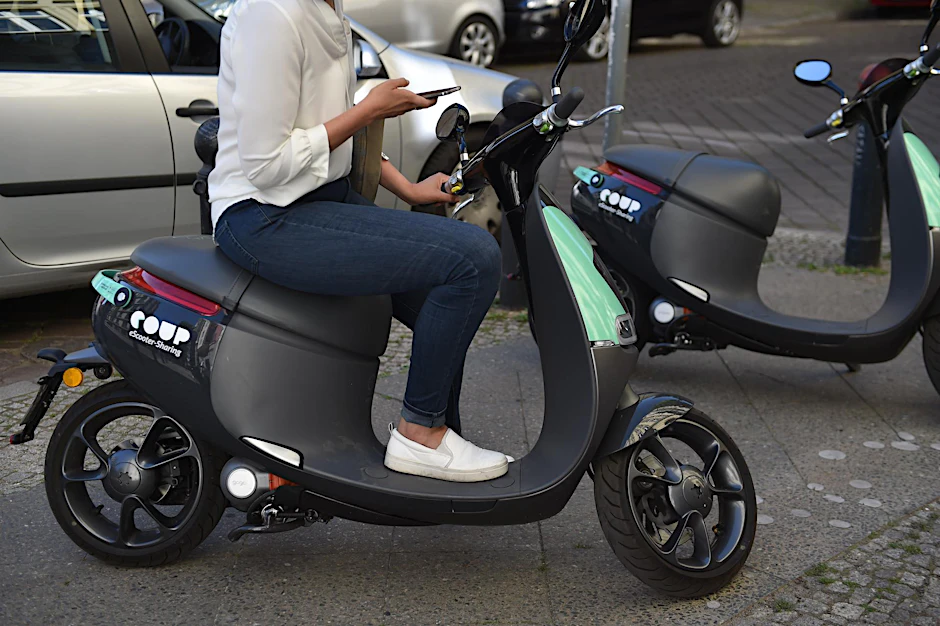 800  Coup-Roller sind in Berlin verfügbar, Konkurrent Emmy hat 350 E-Roller im Angebot.