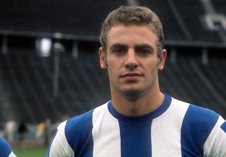 Jürgen Rumor verhandelte damals, dass Hertha für 250.000 Mark gegen Bielefeld verliert.