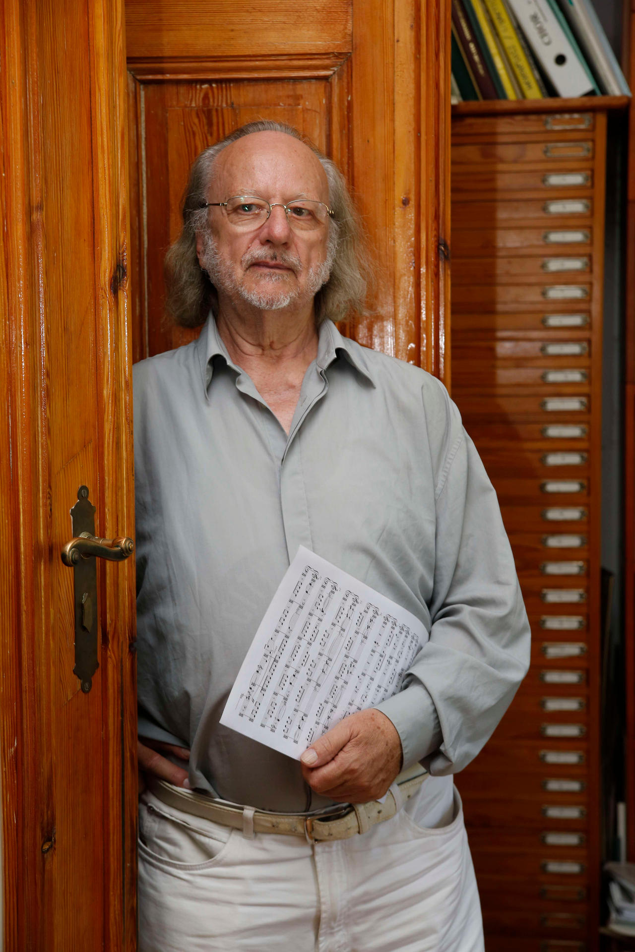 FilmmusikLegende Peter Gotthardt droht der Rausschmiss aus seiner Villa