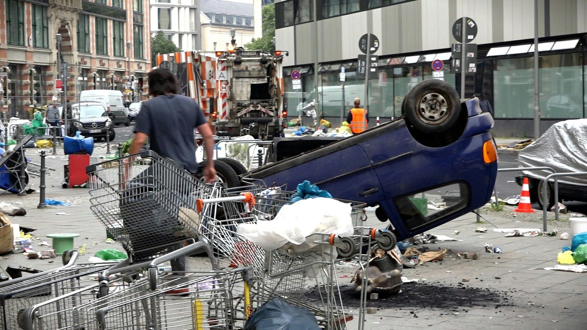 Berlin umgepustet Der Straßenfeger aus dem Weltall