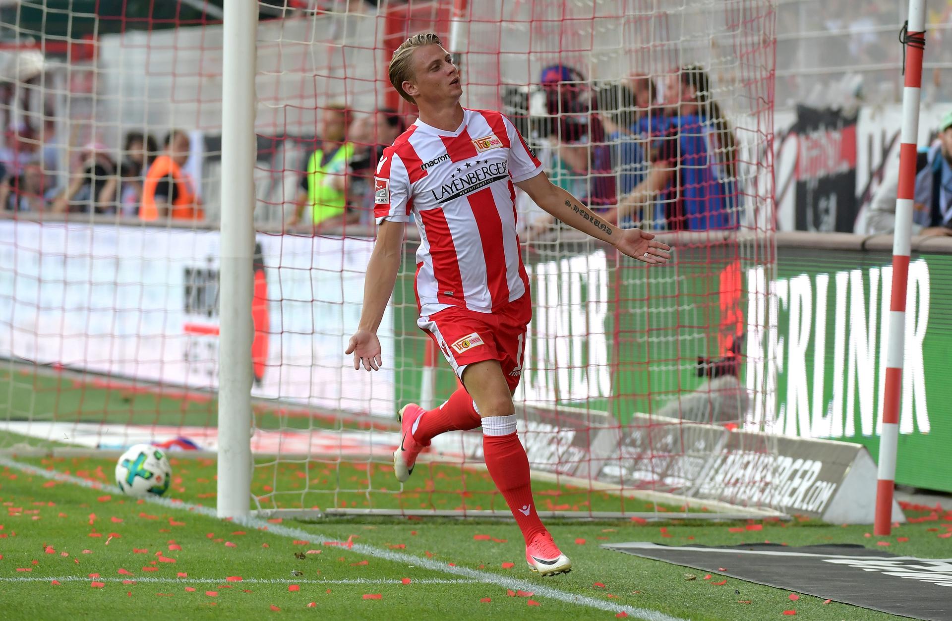 Stürmer Simon Hedlund vom 1.FC Union Berlin Unsichtbar, aber