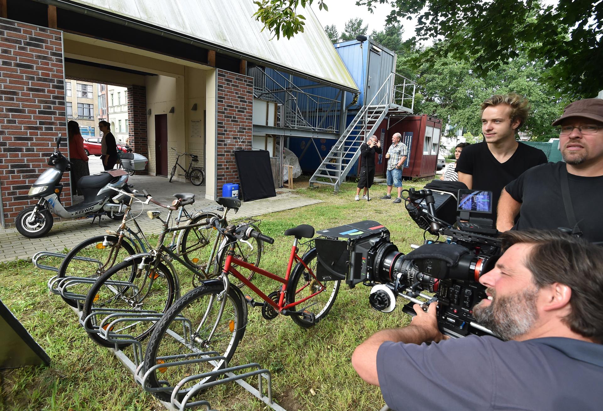 Image - 100 Jahre Ufa in Potsdam: Die Macher von GZSZ