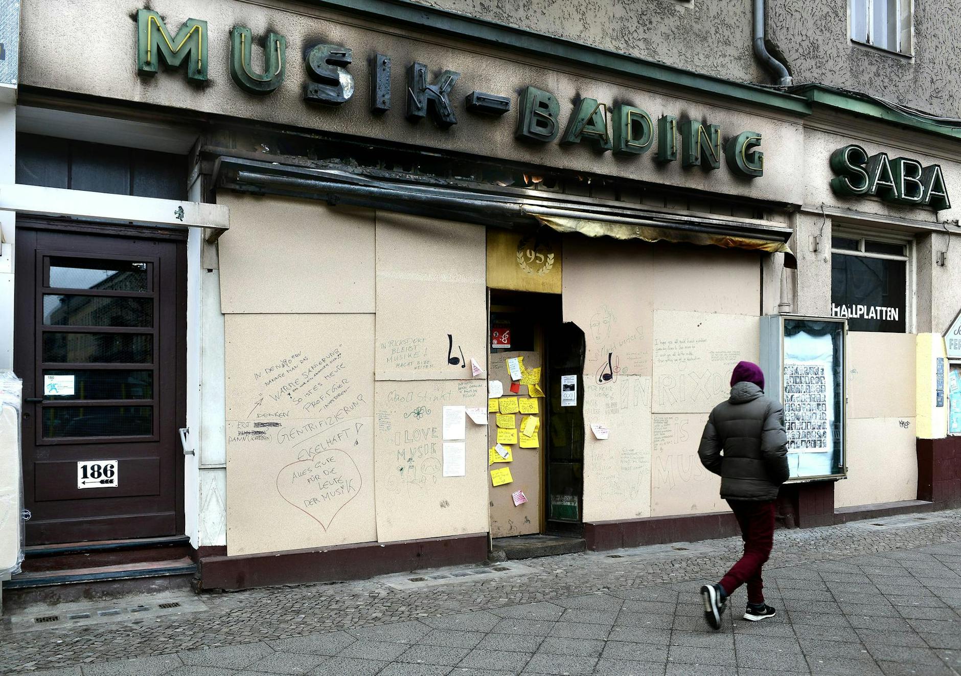 Nach FeuerKatastrophe in Neukölln Musikhaus Bading soll im Spätsommer