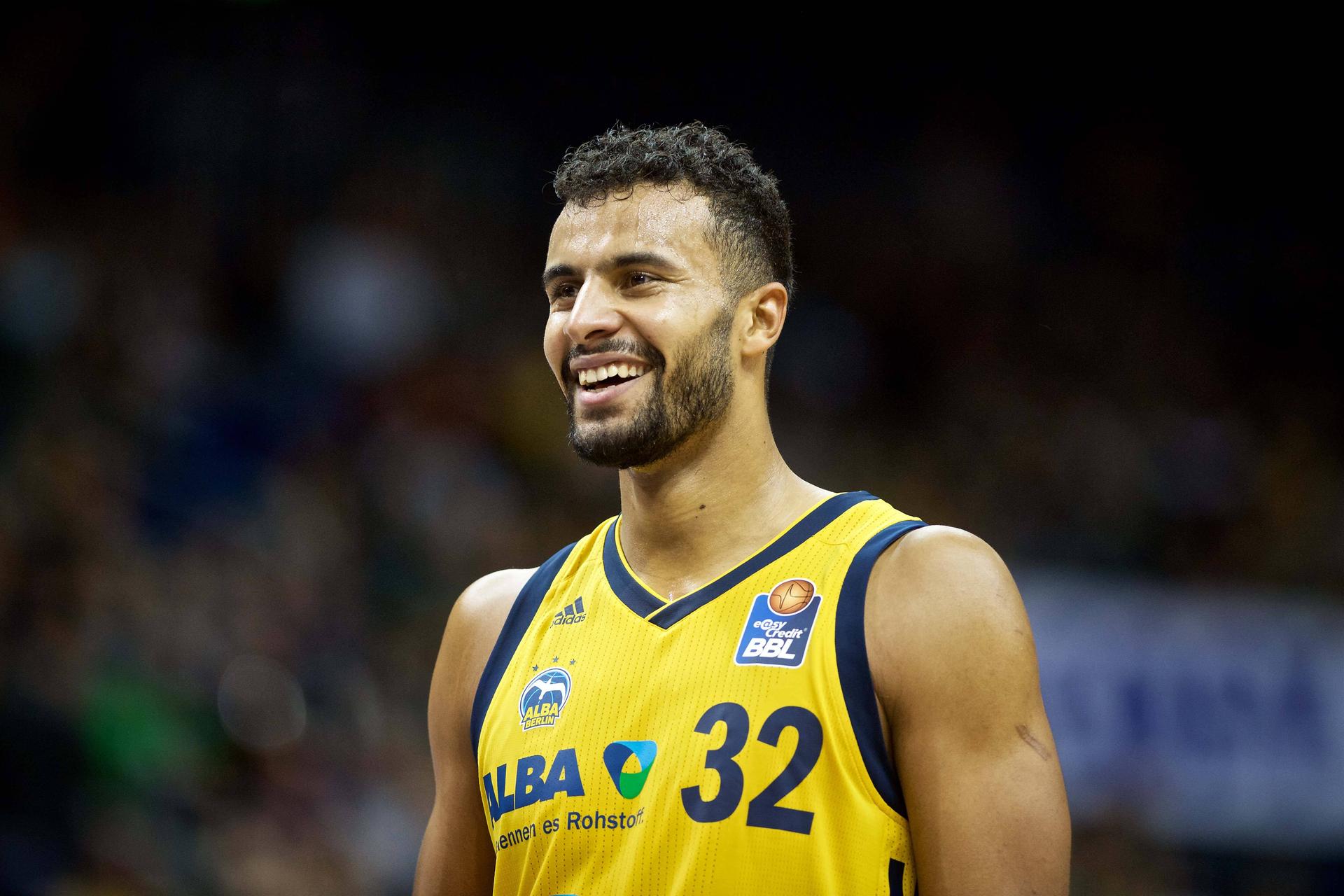 Albas Johannes Thiemann: Ente macht den Berliner Basketball-Riesen richtig heiß