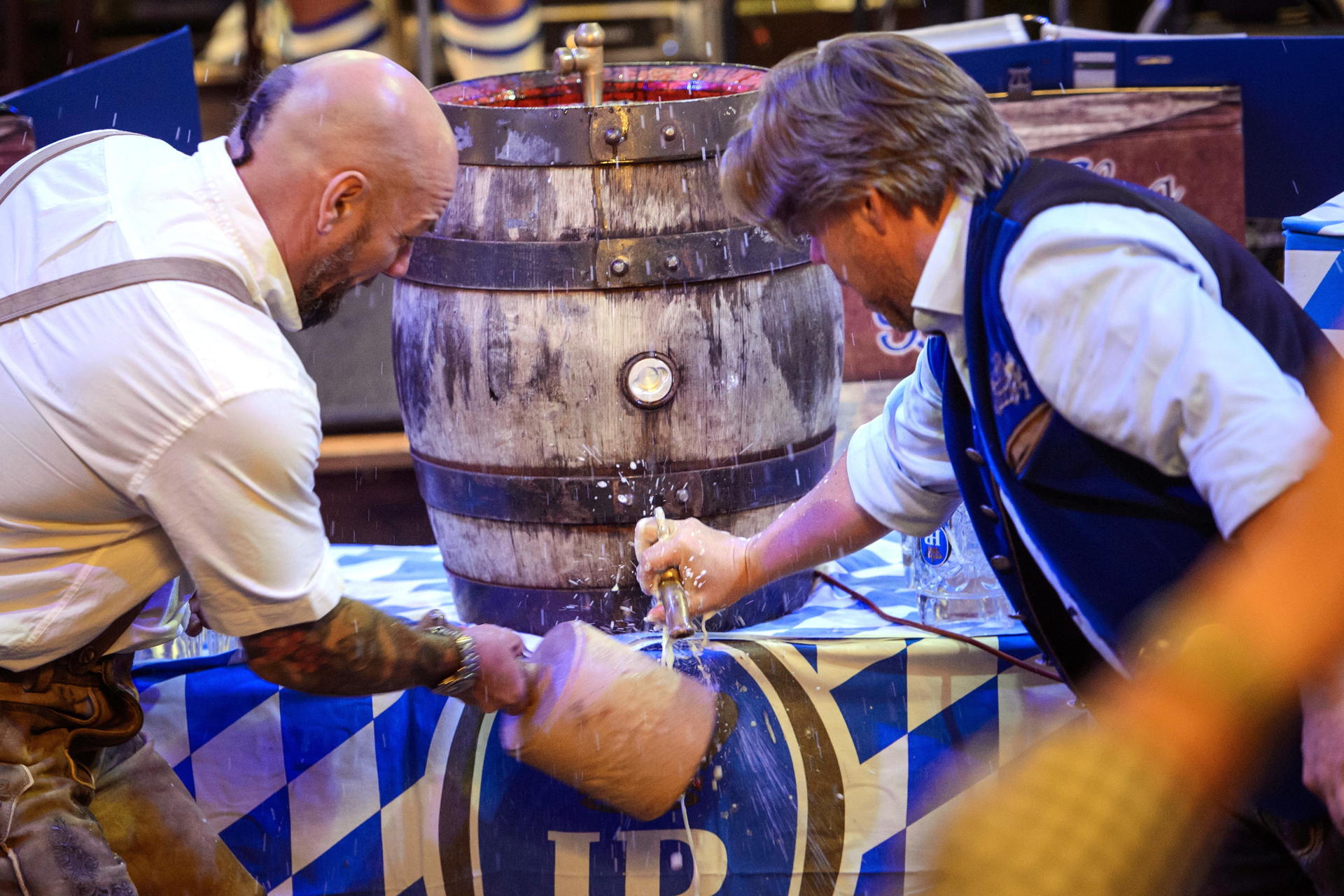 Image - So Bayern ist Berlin: Die Spur der Lederhose