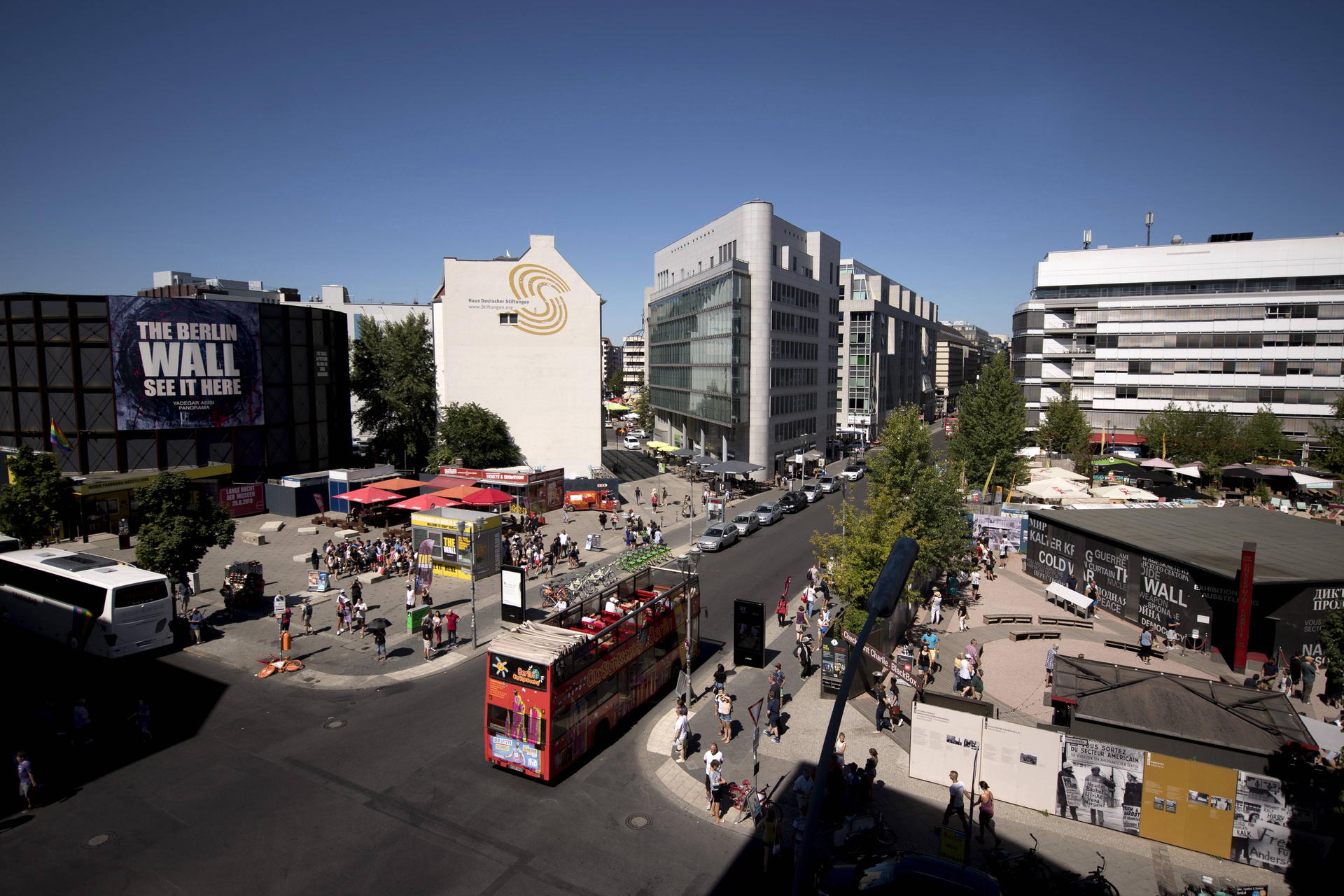 Image - Checkpoint Charlie in Berlin: Wer steckt hinter dem Investor Trockenland und dessen Bauplänen?