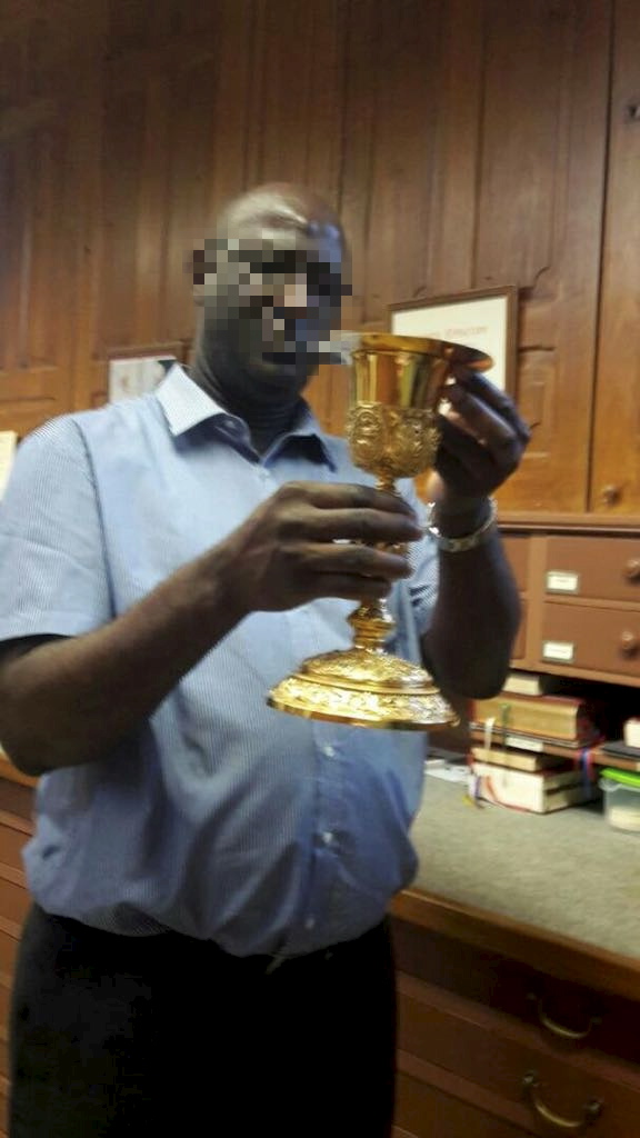 Papa Alain G. stammt aus dem Kongo. 