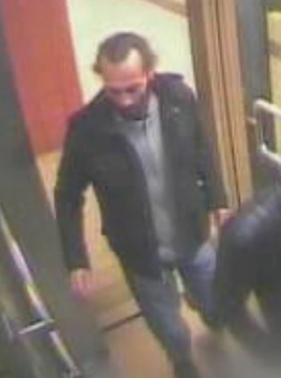 Die Polizei fragt: Wer kennt diesen Mann?