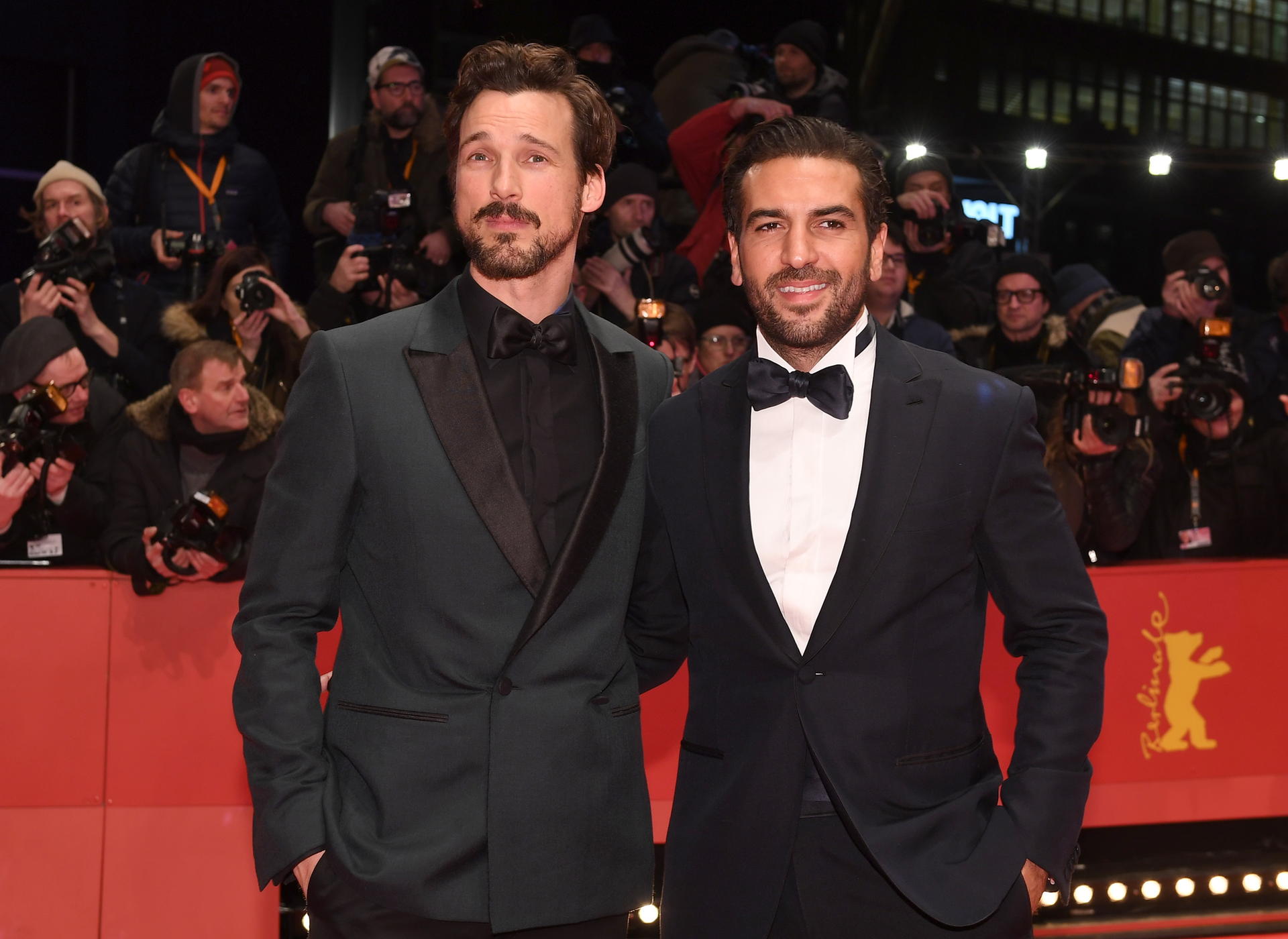 Die Damenwelt liegt ihnen zu Füßen: Florian David Fitz (li.) und Elyas M. Barek. 