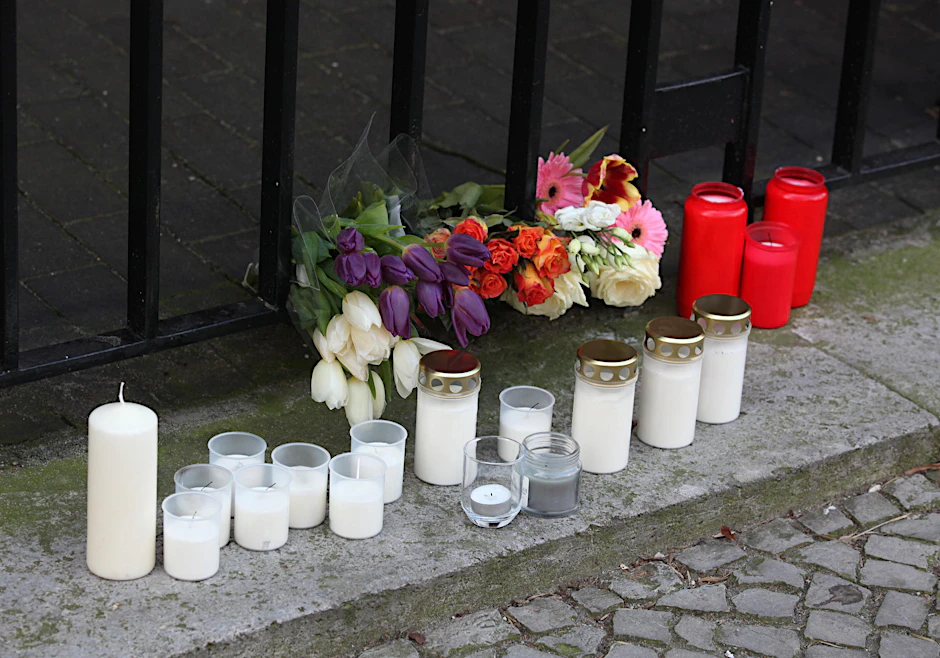 Die französisch-katholische Gemeinde in der Schillerstraße trauert um Alain G.