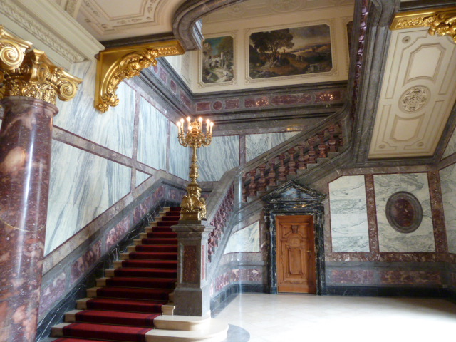 Kaiserliches Treppenhaus im Berliner Dom.