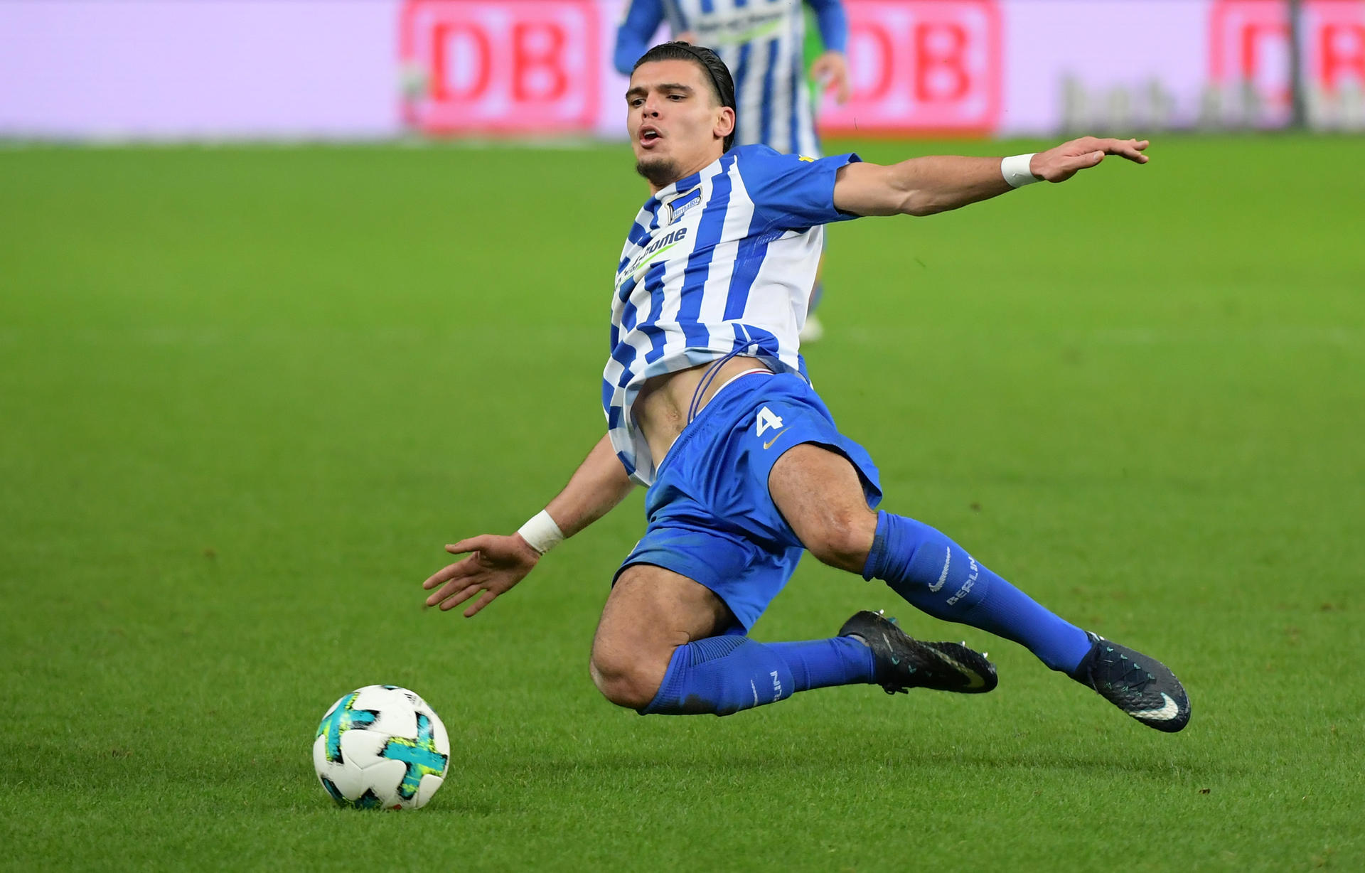 Image - Spieler Karim Rekik schwört Hertha die Treue und will nicht wechseln