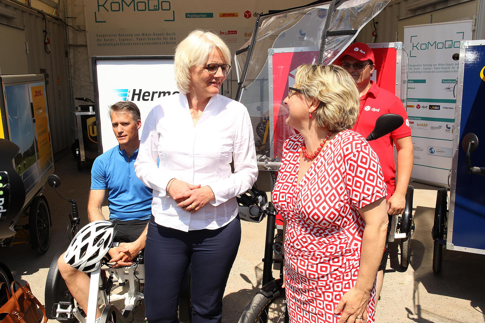 Umweltsenatorin Regine Günther (li.) und Umweltministerin Svenja Schulze.  