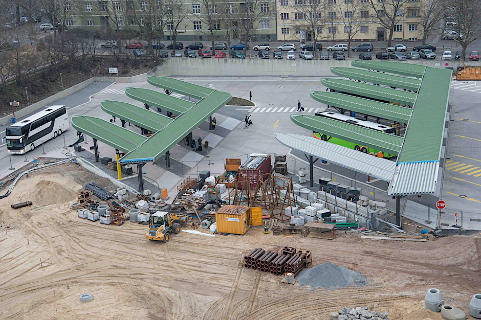  Blick auf die Baustelle am Zentralen Busbahnhof (ZOB).