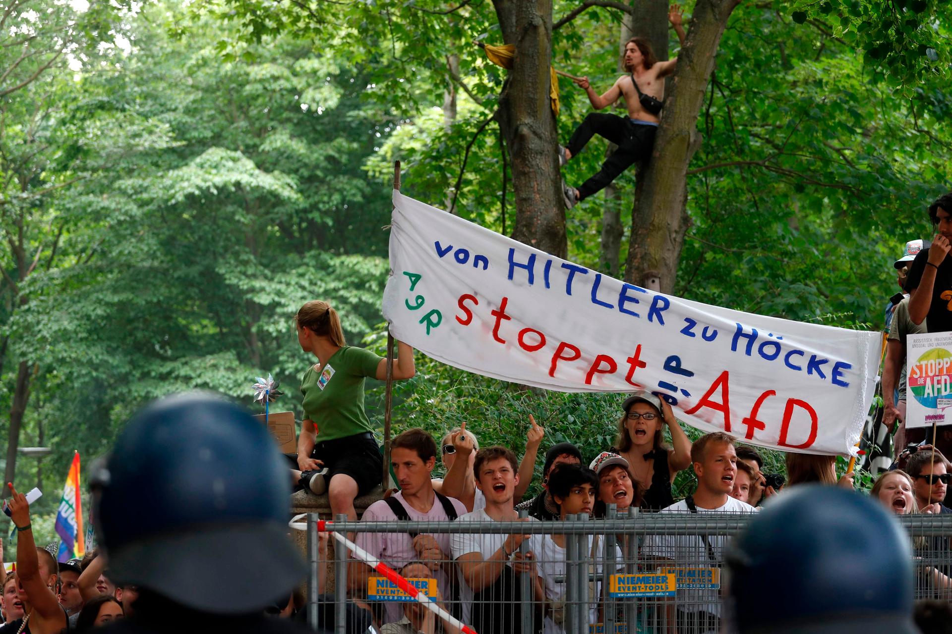 Image - Newsblog zur AfD-Demo: Gegendemonstrantion wird riesiges Happening