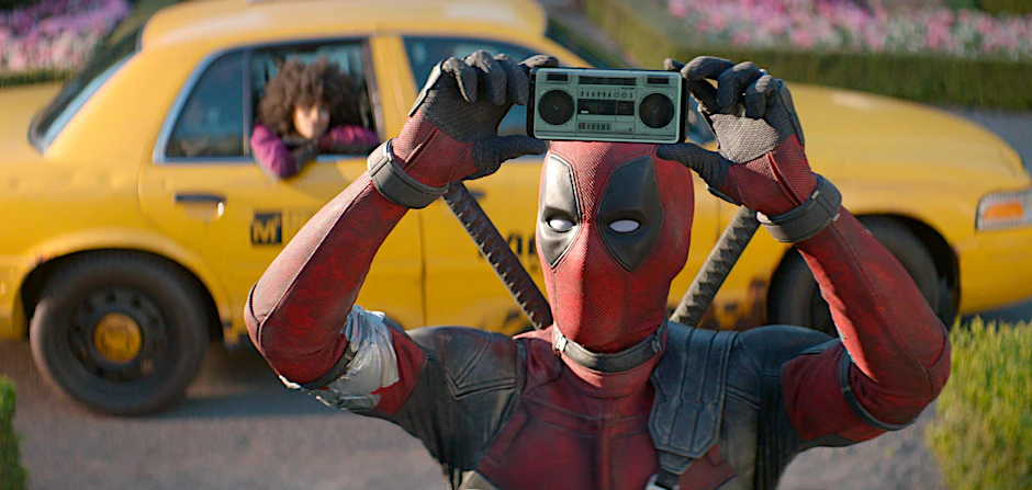 Ist und bleibt ein eher ungewöhnlicher Superheld: Deadpool.