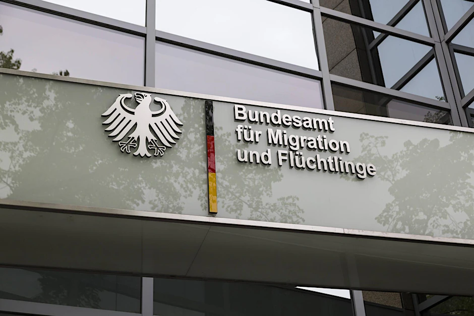 Der Skandal um das Bundesamt für Migration und Flüchtlinge (BAMF) heizt die Stimmung in Deutschland weiter auf.