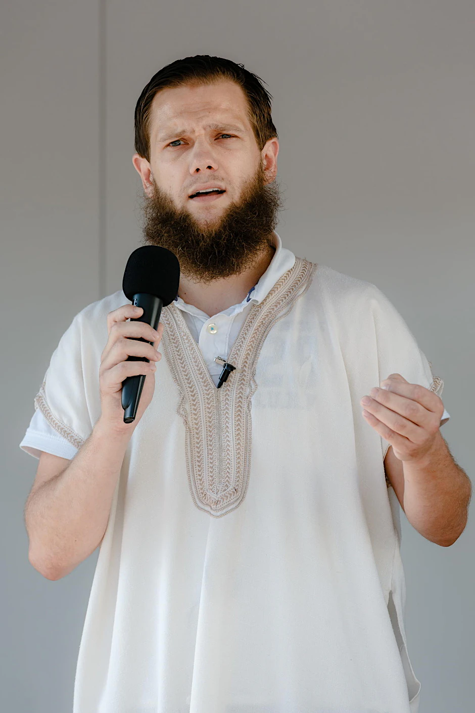 Sven Lau ist ein deutscher Salafist.