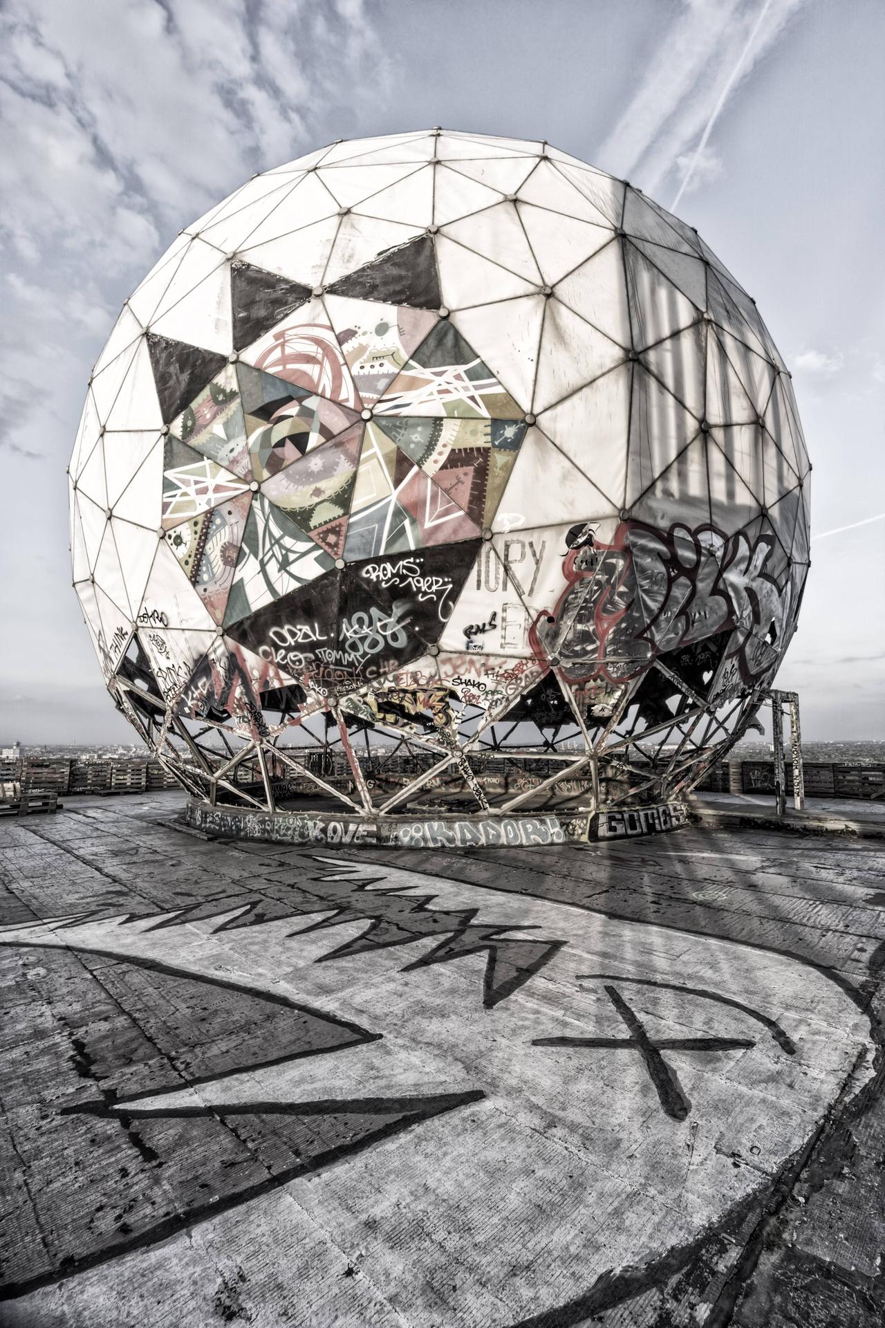 Auf der Aussichtsplattform des Teufelsberg.