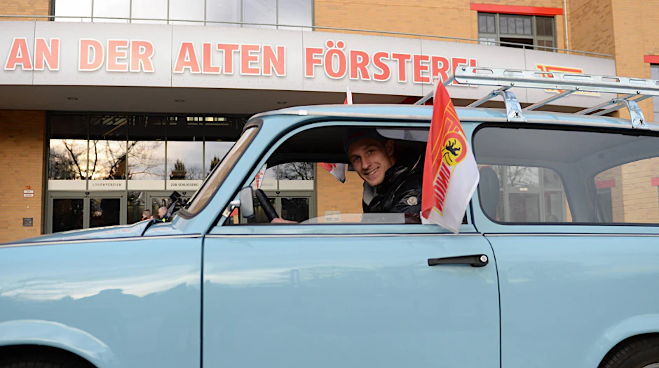 Fuß auf dem Gaspedal: In den USA tauscht Polter Trabi gegen Wohnmobil. 