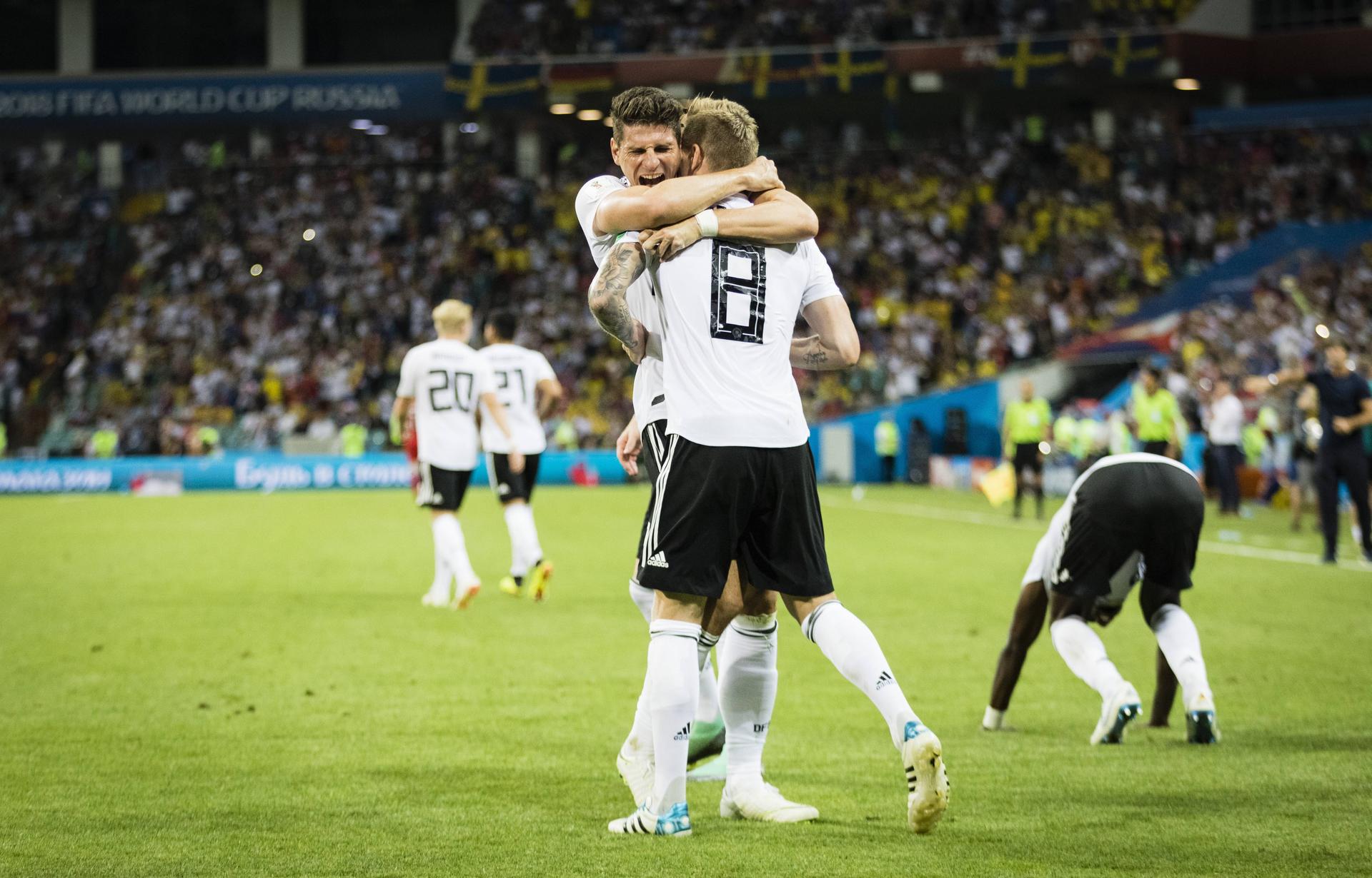 Image - Jogi im Glück gegen Schweden: Erst tote Hos', dann Toni Kroos