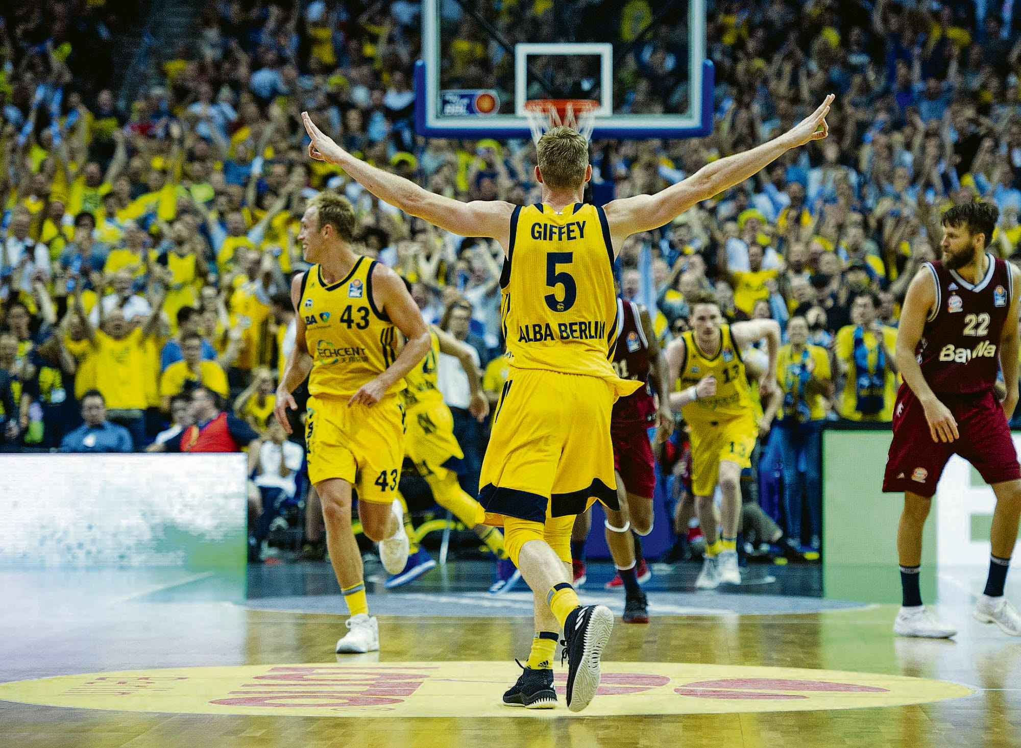 Image - Bayern, aufgepasst! Jetzt läuft Mister Alba heiß